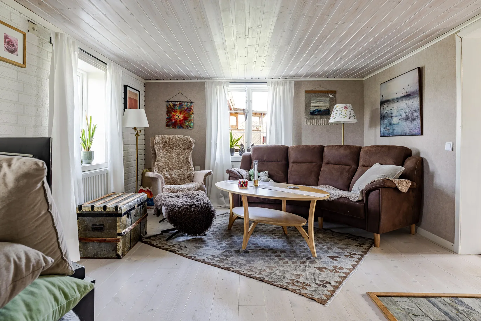 Villa, Mälbyvägen 75A & 75B, Mälby, Eskilstuna
