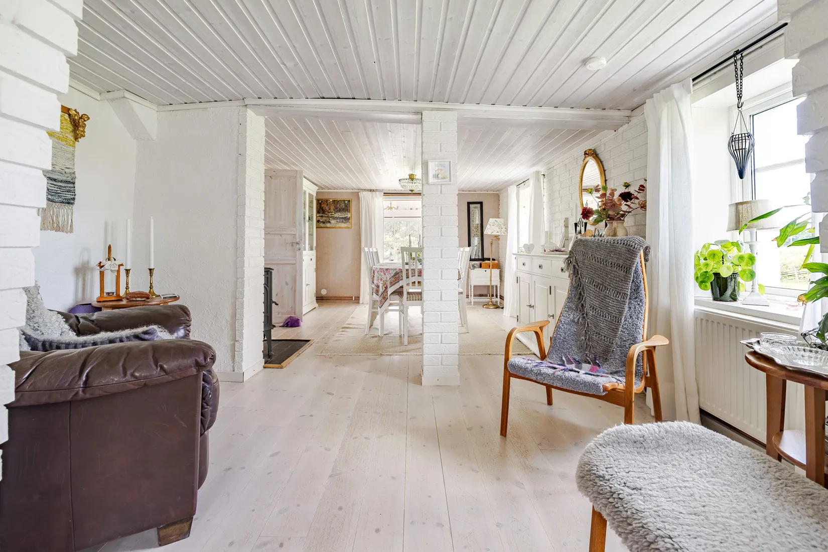 Villa, Mälbyvägen 75A & 75B, Mälby, Eskilstuna
