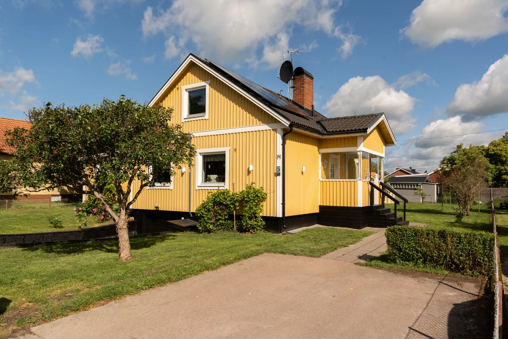 Villa, Bergsgatan 14, Vänsta, Hallstahammar