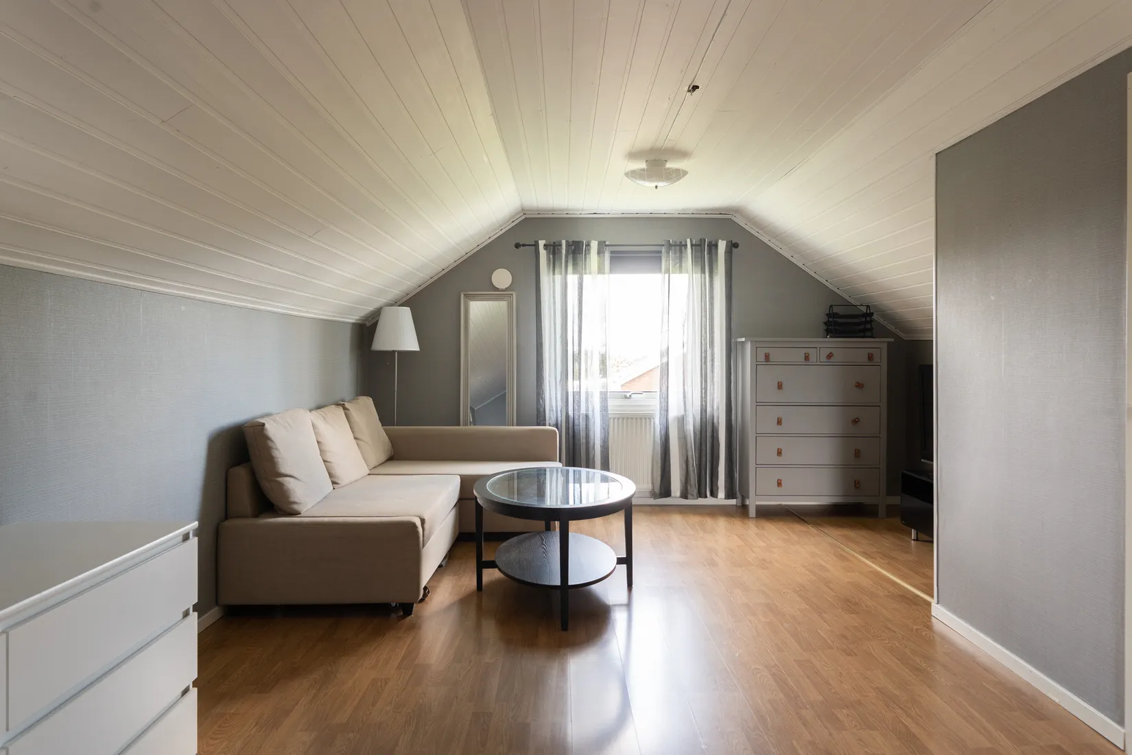 Villa, Bergsgatan 14, Vänsta, Hallstahammar