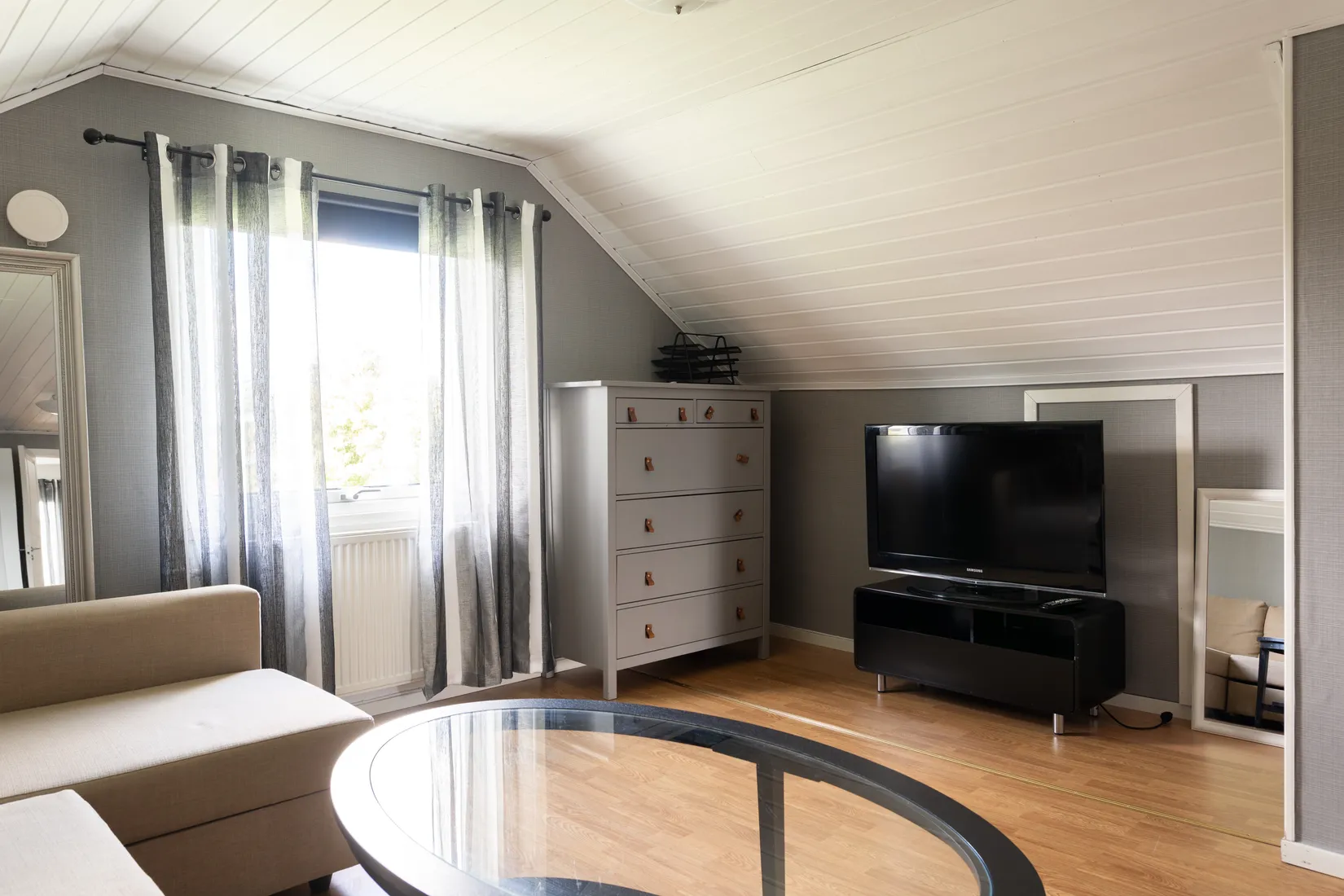 Villa, Bergsgatan 14, Vänsta, Hallstahammar