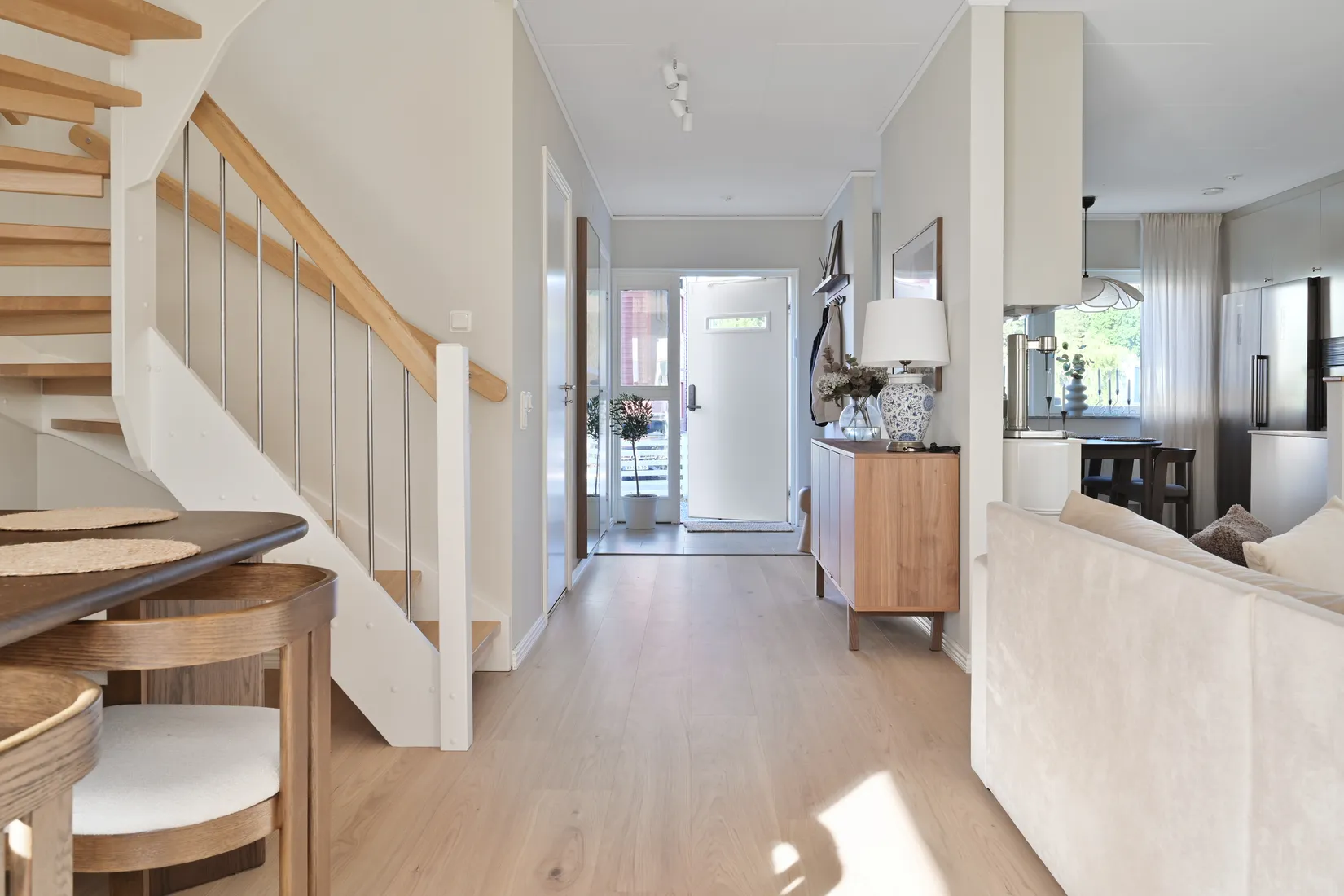 Villa, Radhus, Adlerfelts gata 15, Sanda Ängar, Upplands Väsby