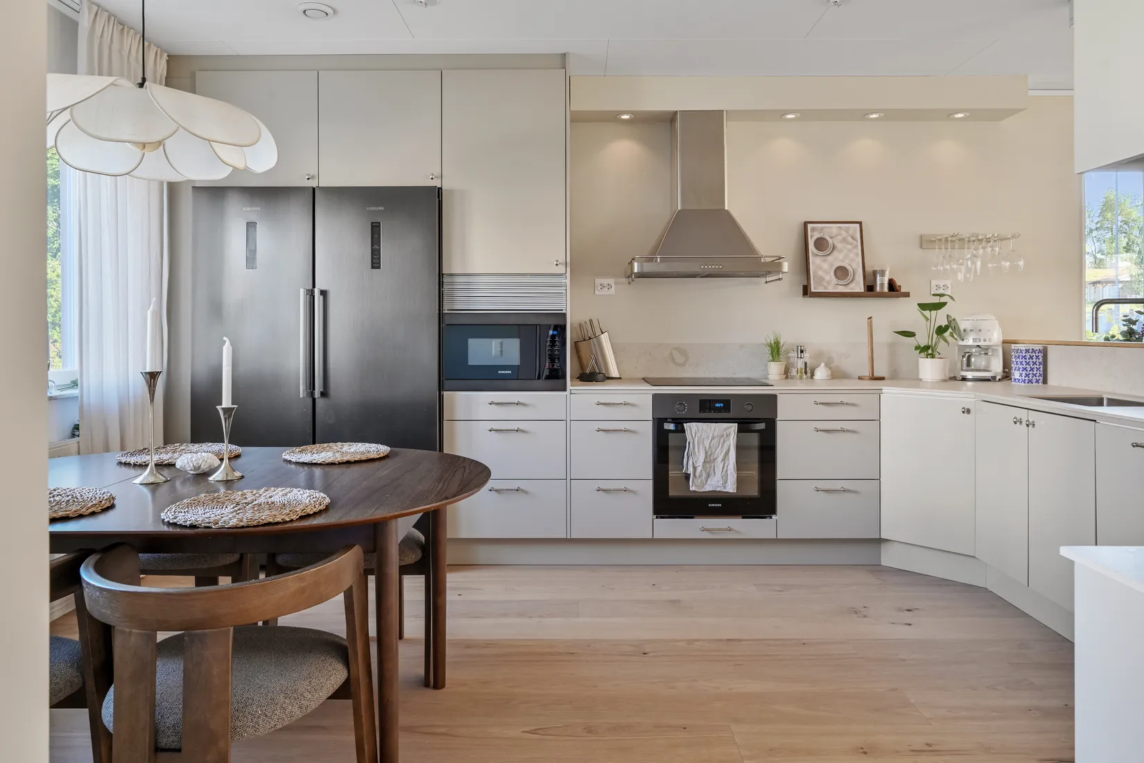 Villa, Radhus, Adlerfelts gata 15, Sanda Ängar, Upplands Väsby