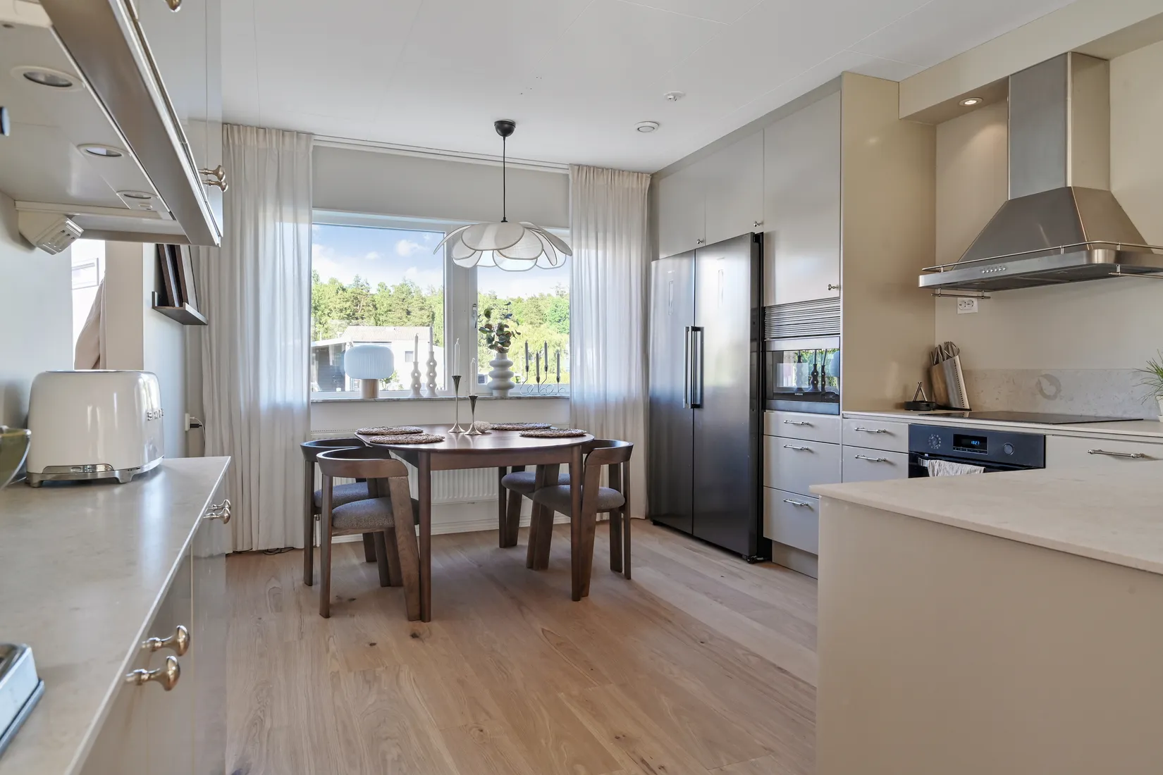 Villa, Radhus, Adlerfelts gata 15, Sanda Ängar, Upplands Väsby