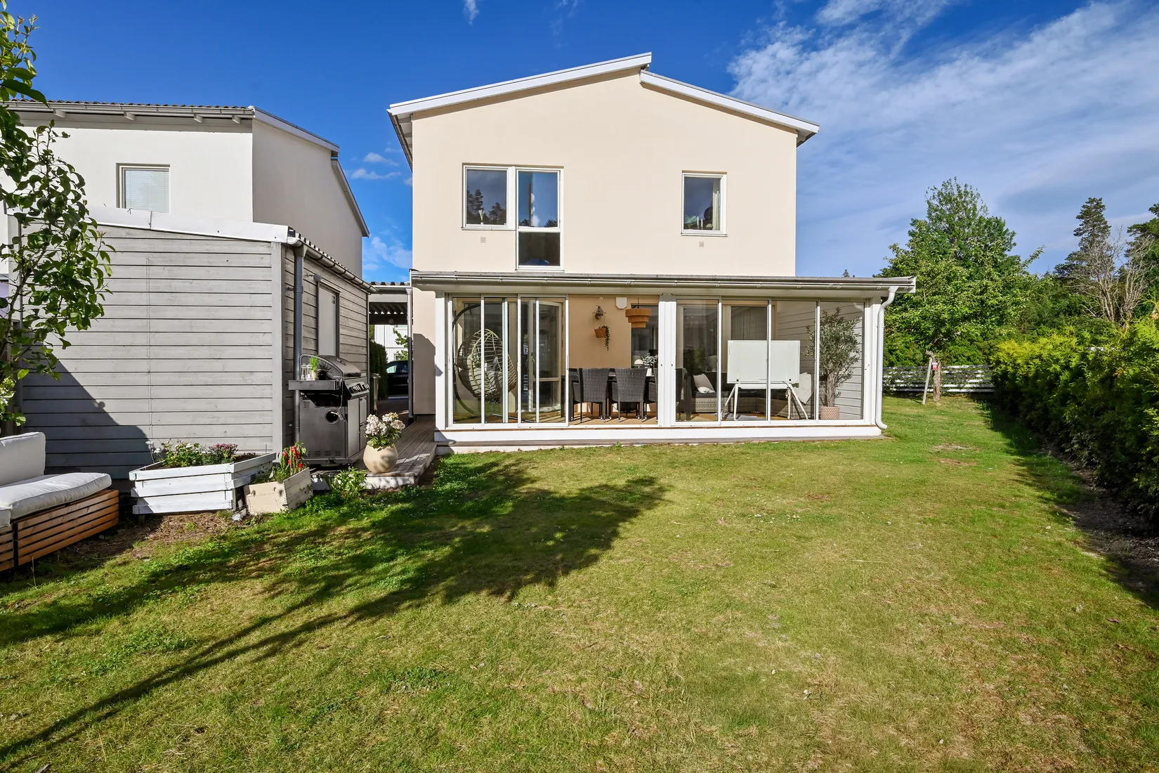 Villa, Radhus, Adlerfelts gata 15, Sanda Ängar, Upplands Väsby