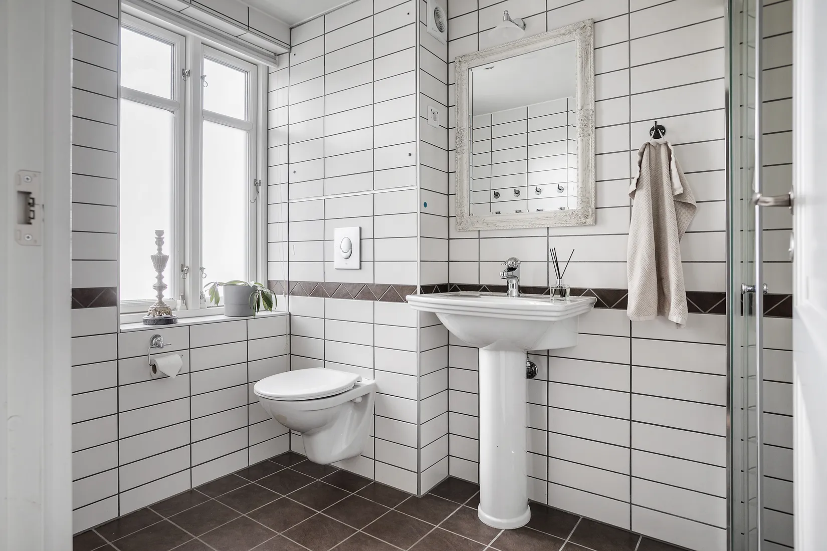 Villa, Radhus, Sunnanå Kullen 4, Sunnanå, Mellerud