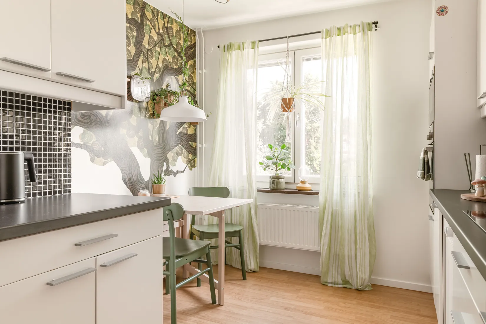 Bostadsrätt, Hörningsnäsvägen 34, Centrala Huddinge, Huddinge