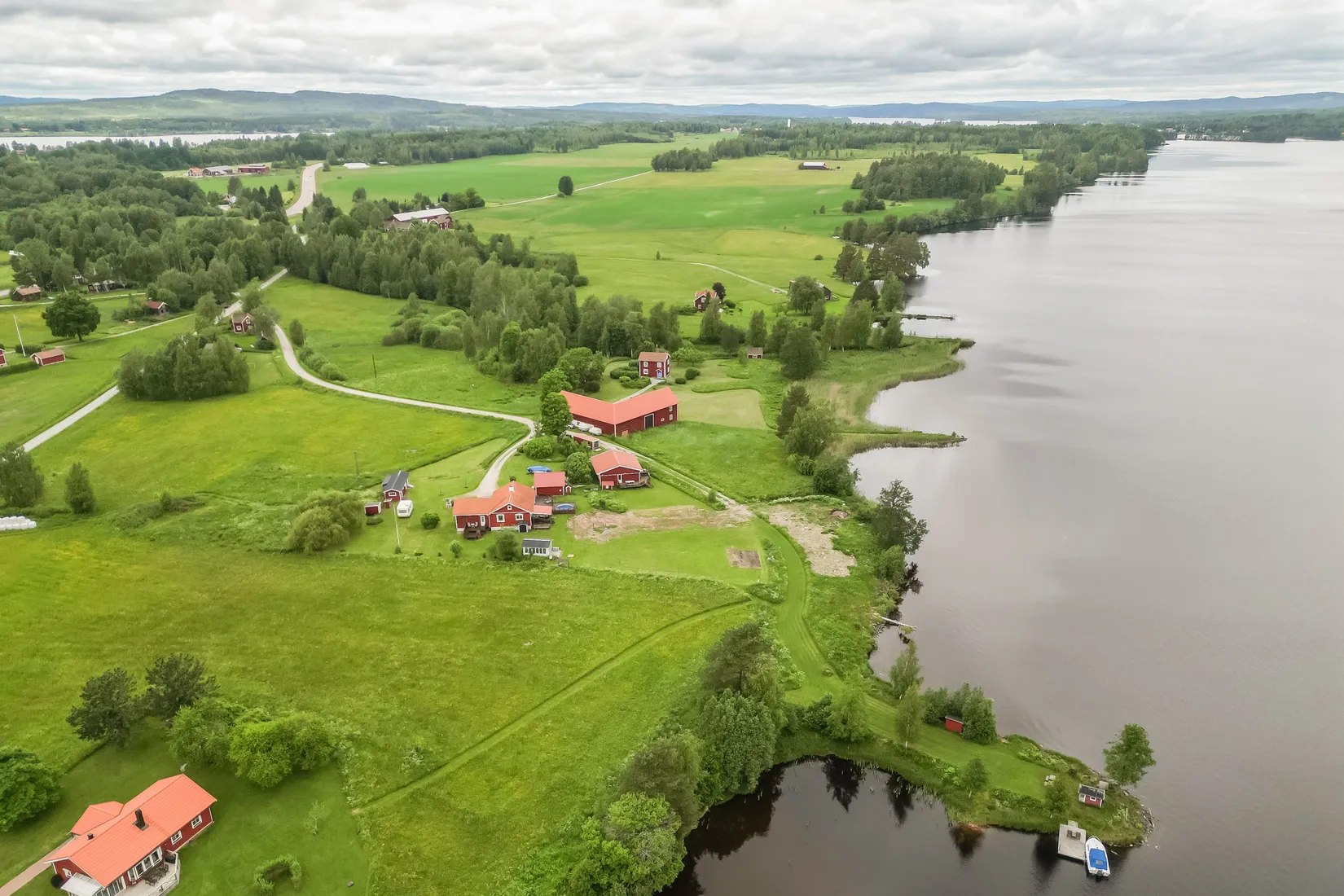 Villa, Västerbyhytta 1, SÖDERBÄRKE Västerbyhytta, Smedjebacken