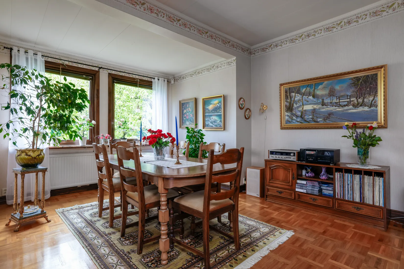 Villa, Idrottsgatan 6, Haga, Kumla