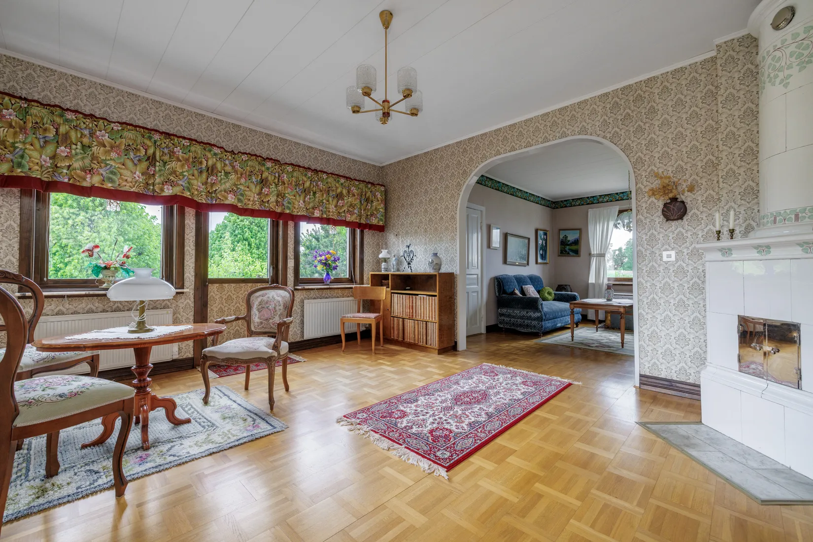 Villa, Idrottsgatan 6, Haga, Kumla