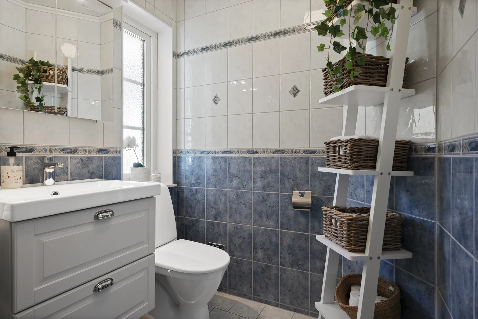 Villa, Västergårdsvägen 5, Nacka