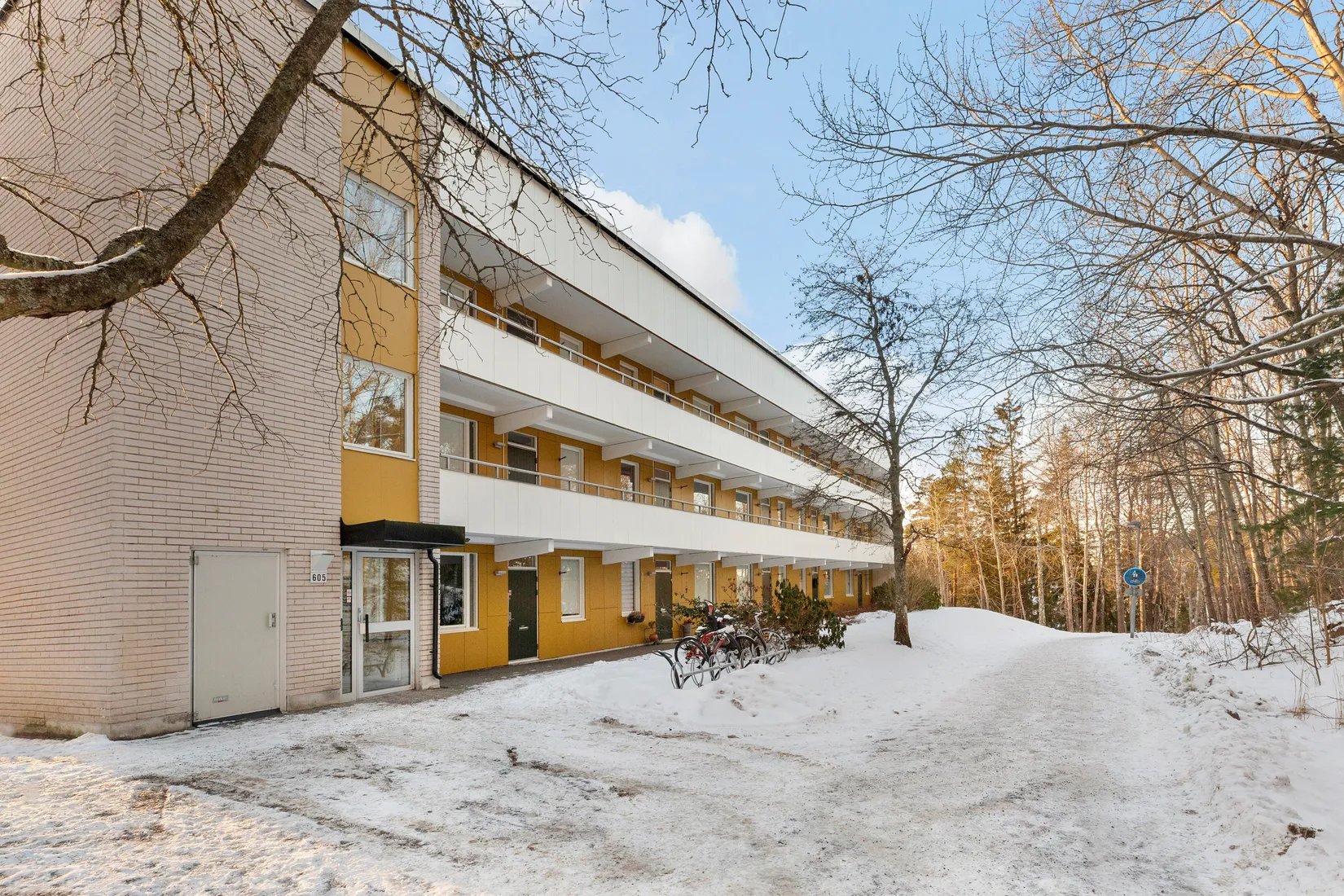 Bostadsrätt, Lomvägen 605, Sollentuna