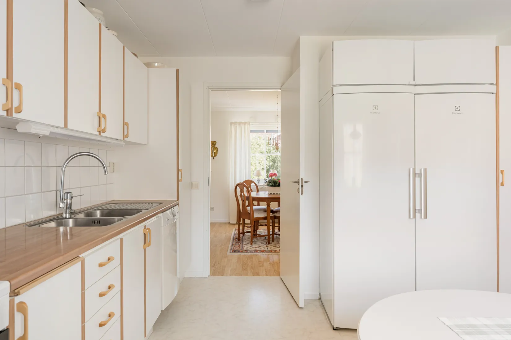 Villa, Offergränd 23, Gribbylund, Täby