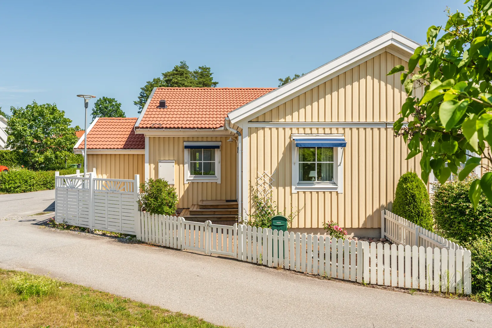 Villa, Offergränd 23, Gribbylund, Täby