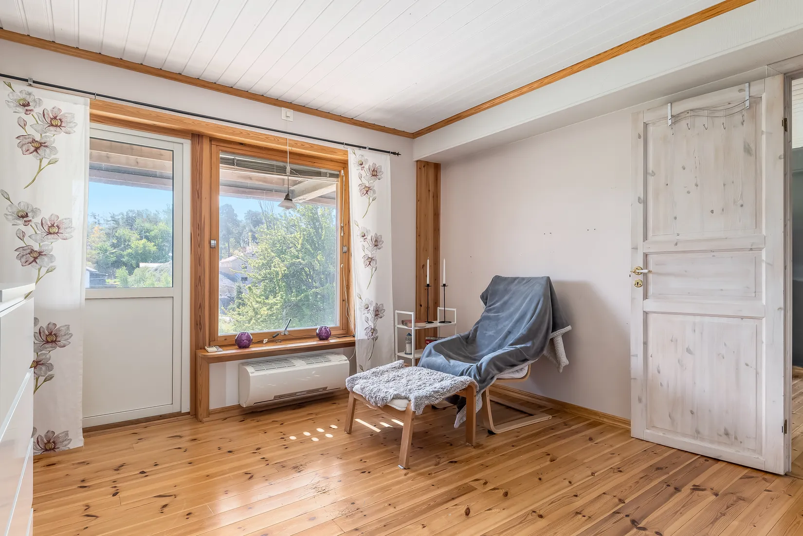 Villa, Linnéastigen 28, Estö, Nynäshamn
