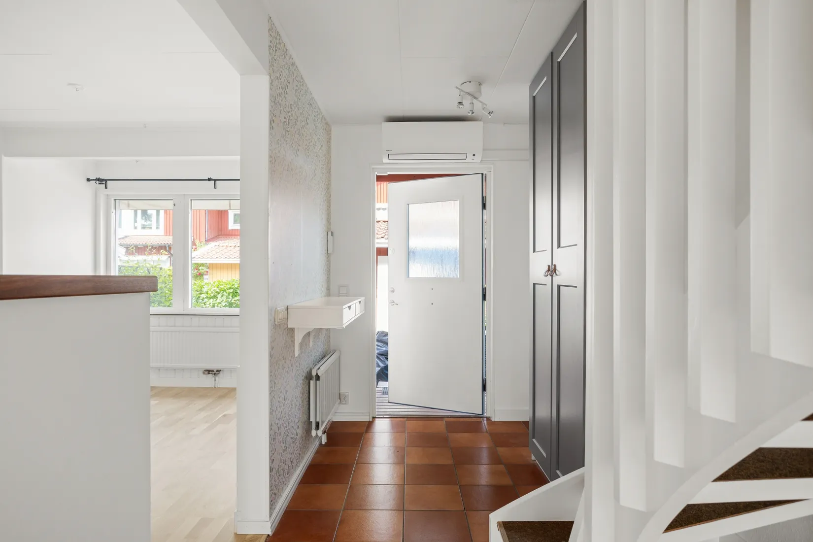 Radhus, Oxelbärsgränd 32, Hässelby Södra Villastad, Stockholm