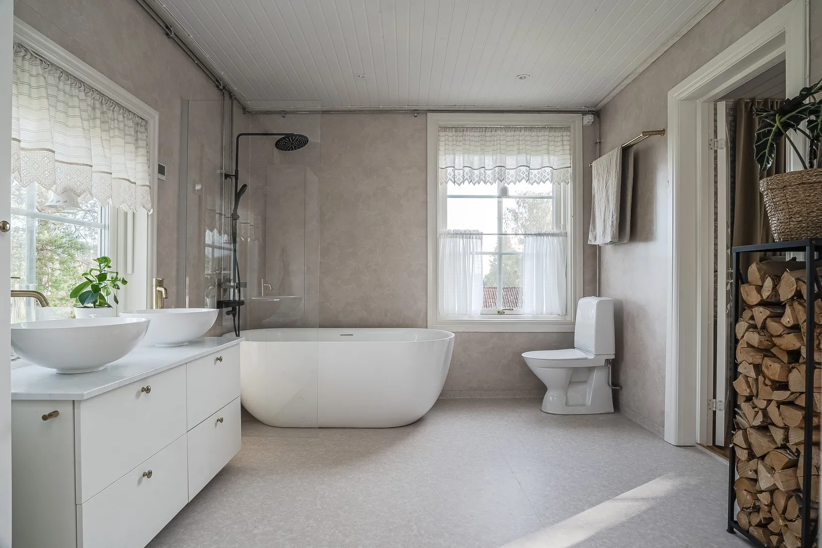 Villa, Hallsta 372, Ånge