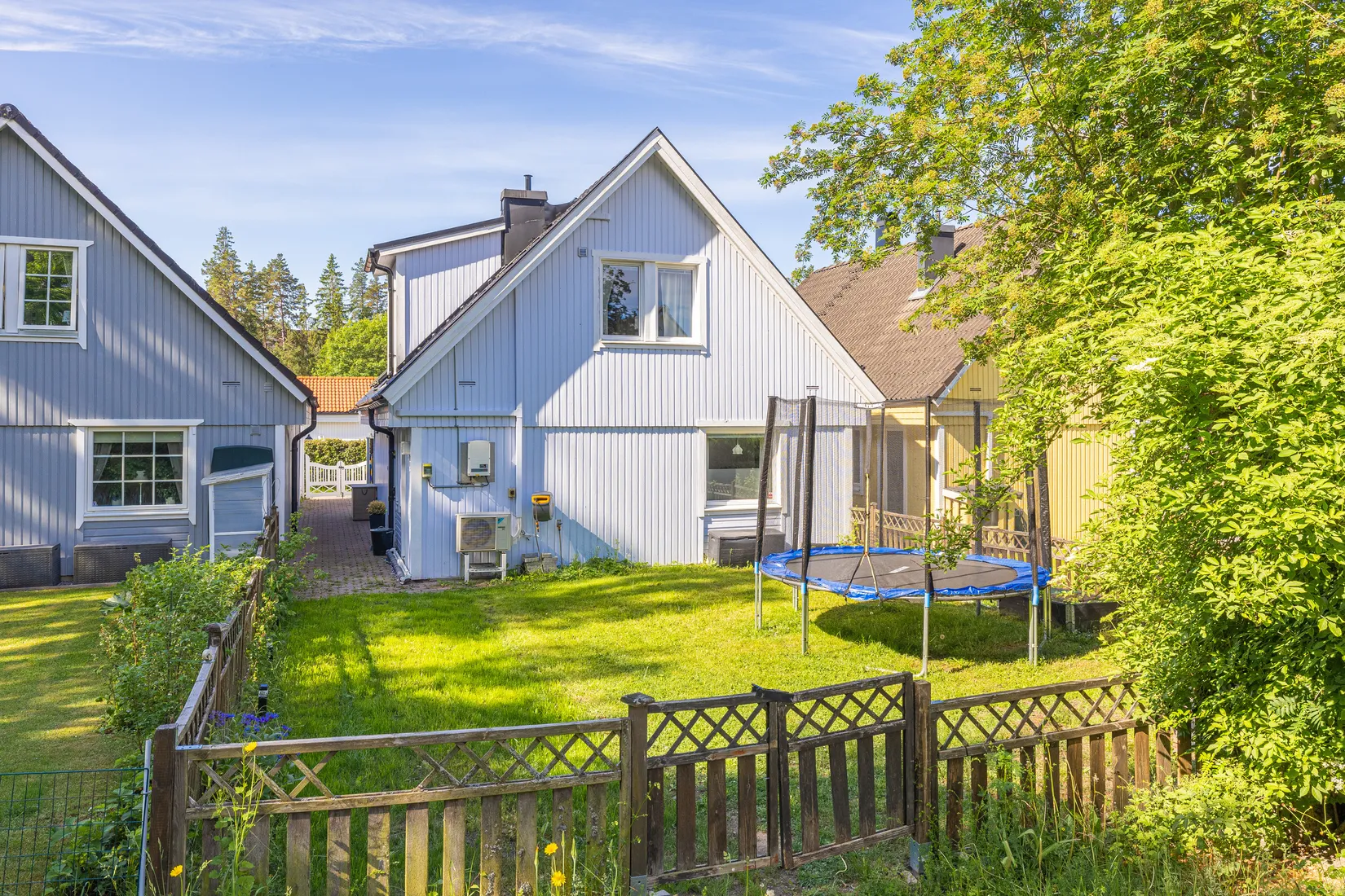 Radhus, Trollsländevägen 31, Fresta, Upplands Väsby