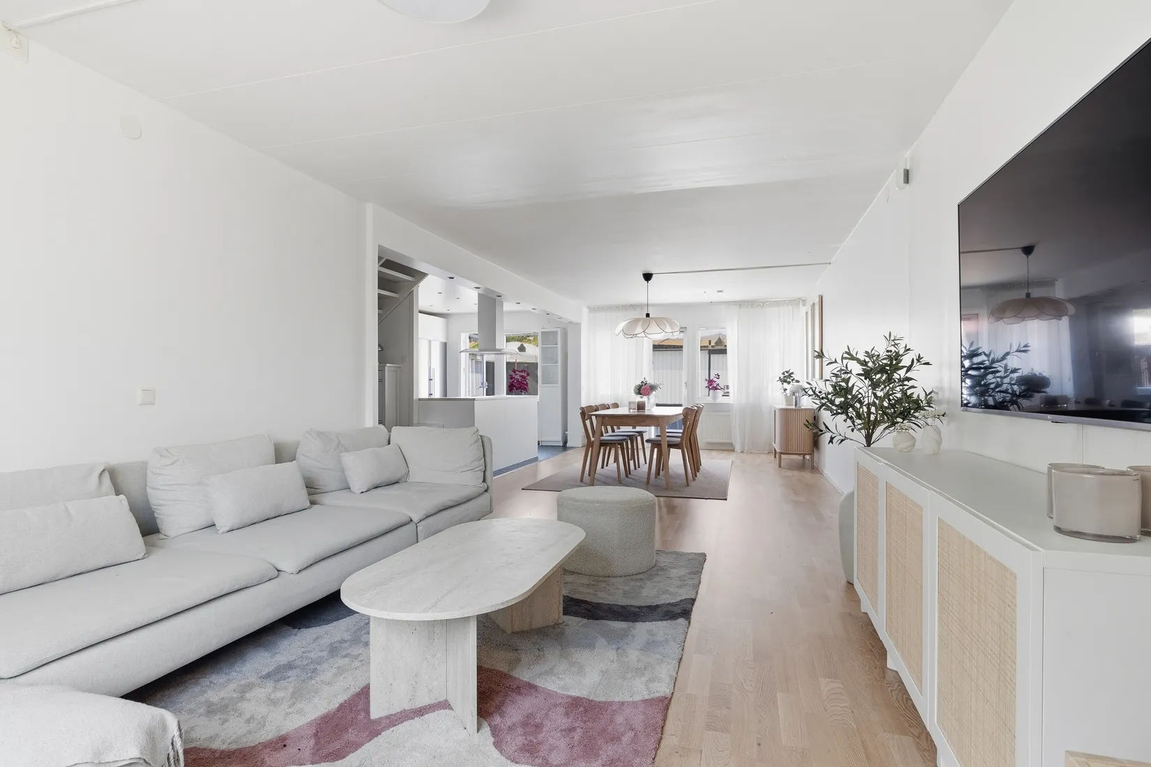 Radhus, Trollsländevägen 31, Fresta, Upplands Väsby