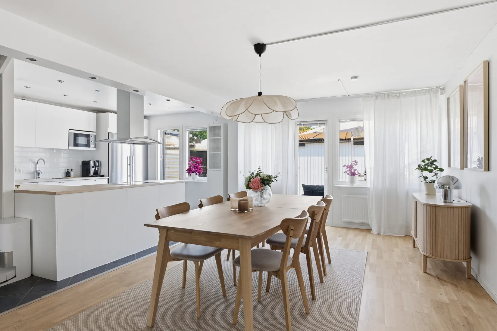Radhus, Trollsländevägen 31, Fresta, Upplands Väsby