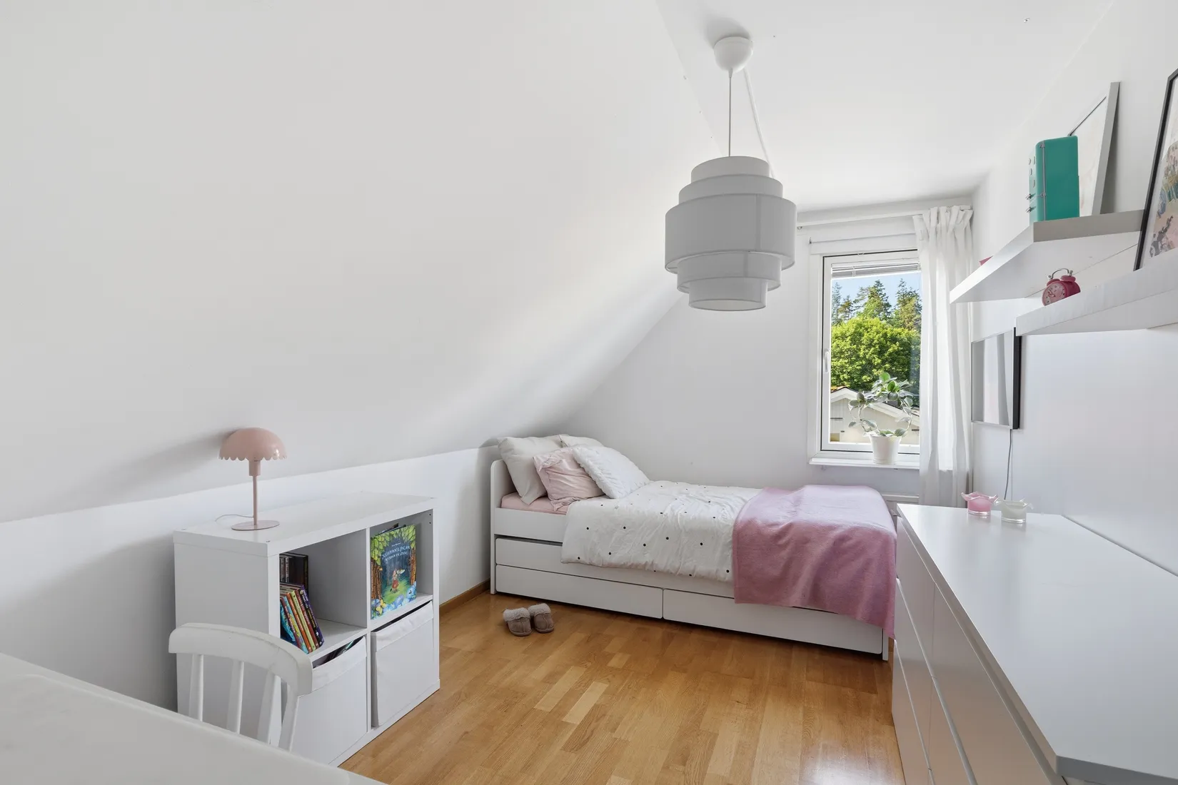 Radhus, Trollsländevägen 31, Fresta, Upplands Väsby