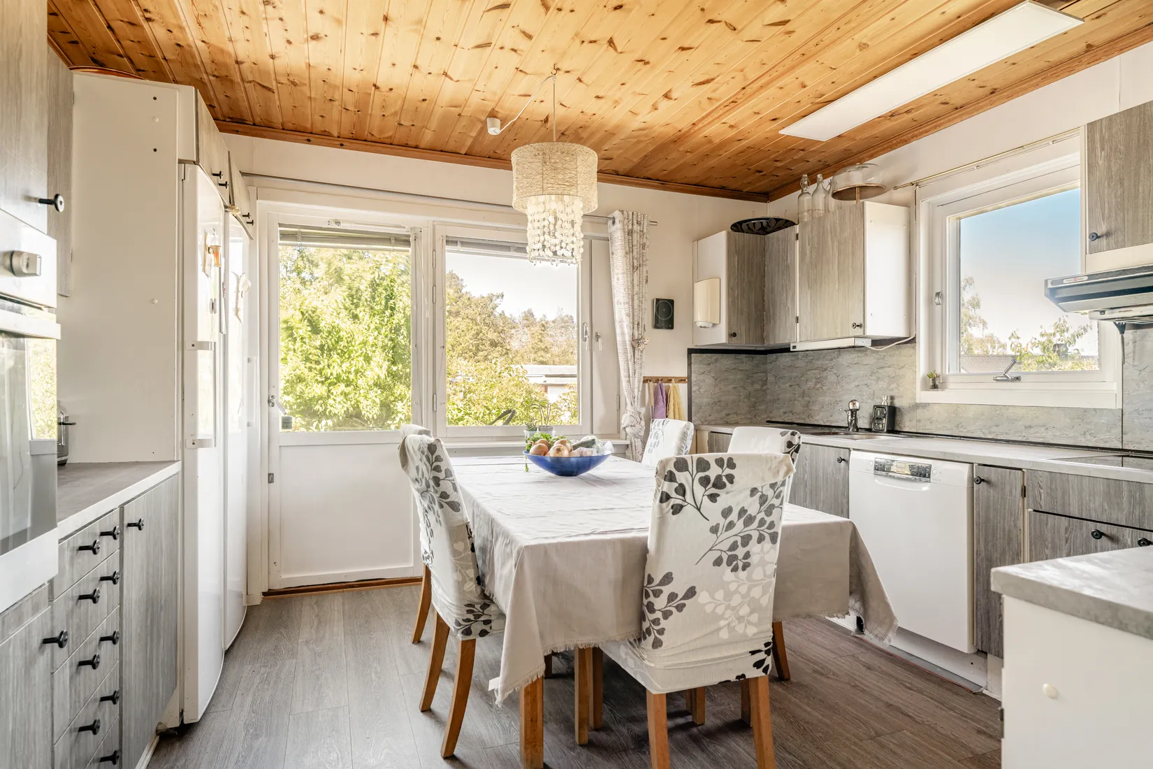 Villa, Granvägen 5, Fullersta, Huddinge
