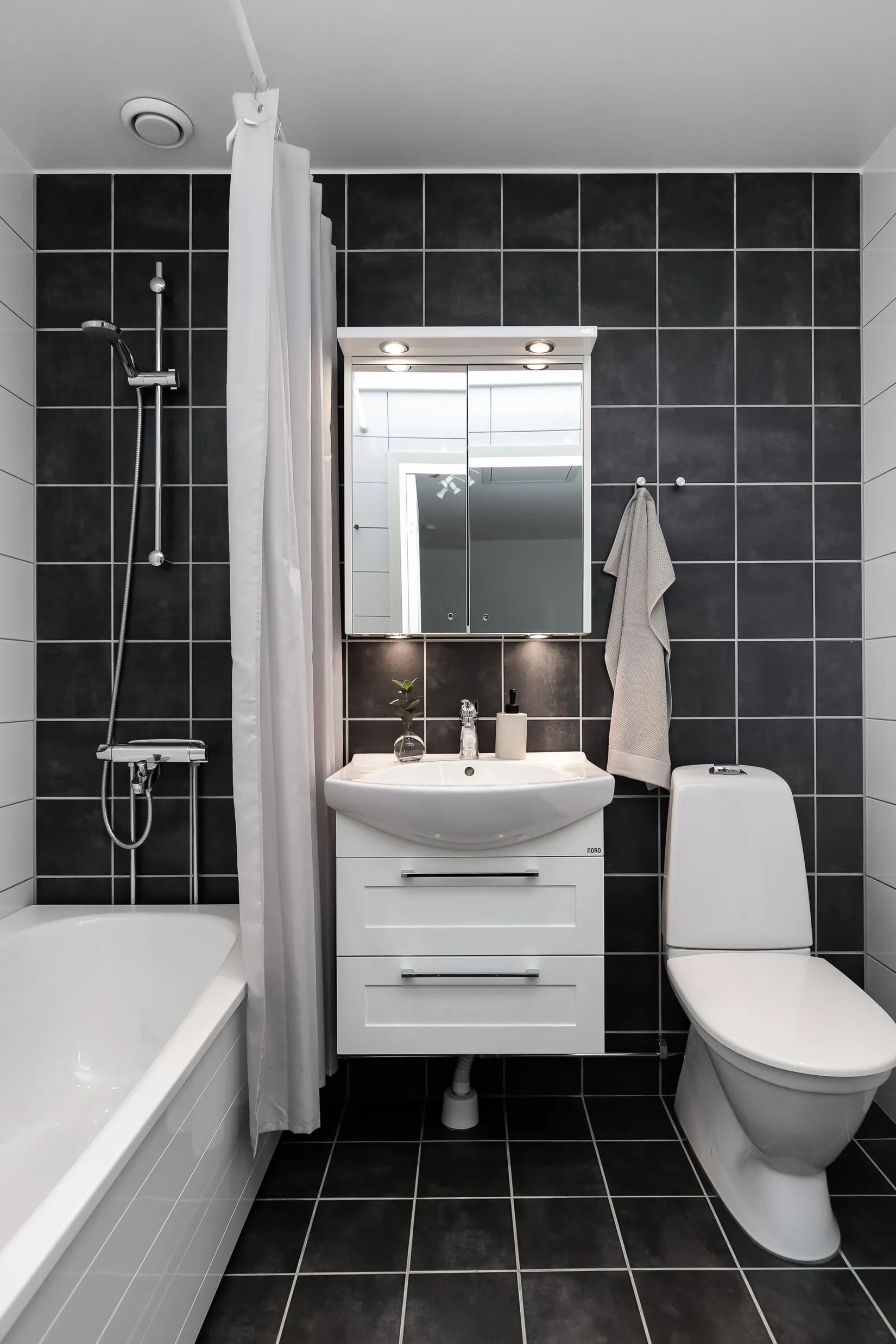 Bostadsrätt, Radhus, Petrigatan 35, Ormesta, Örebro