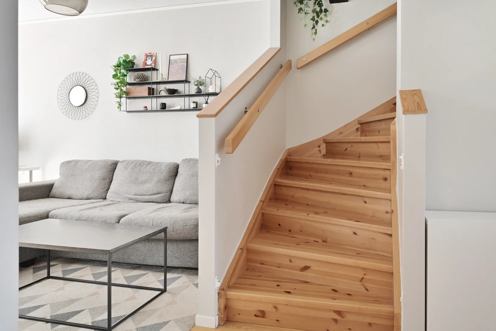 Bostadsrätt, Radhus, Syster Annas väg 15, Brunnby Park, Upplands Väsby