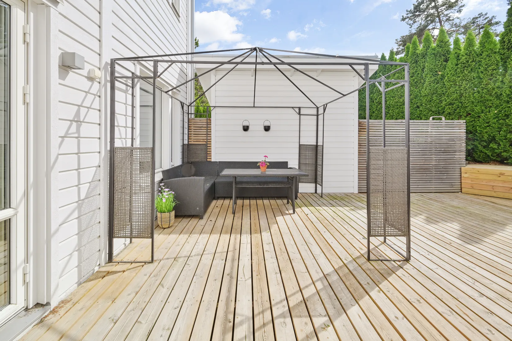 Bostadsrätt, Radhus, Syster Annas väg 15, Brunnby Park, Upplands Väsby