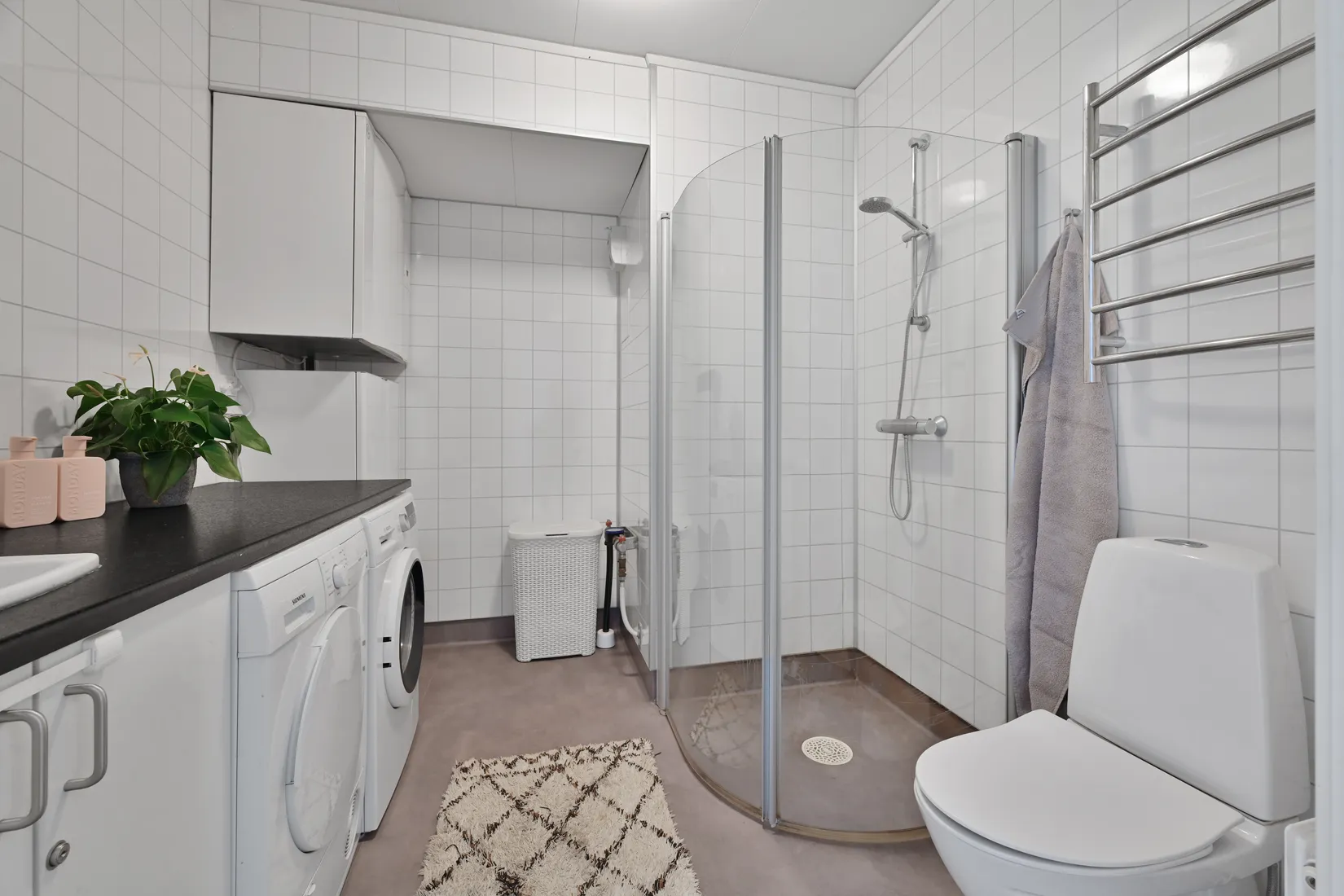 Bostadsrätt, Radhus, Syster Annas väg 15, Brunnby Park, Upplands Väsby