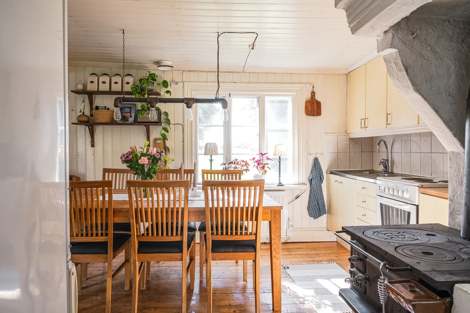 Villa, Essunga Åsaka-Skogen 401, Essunga