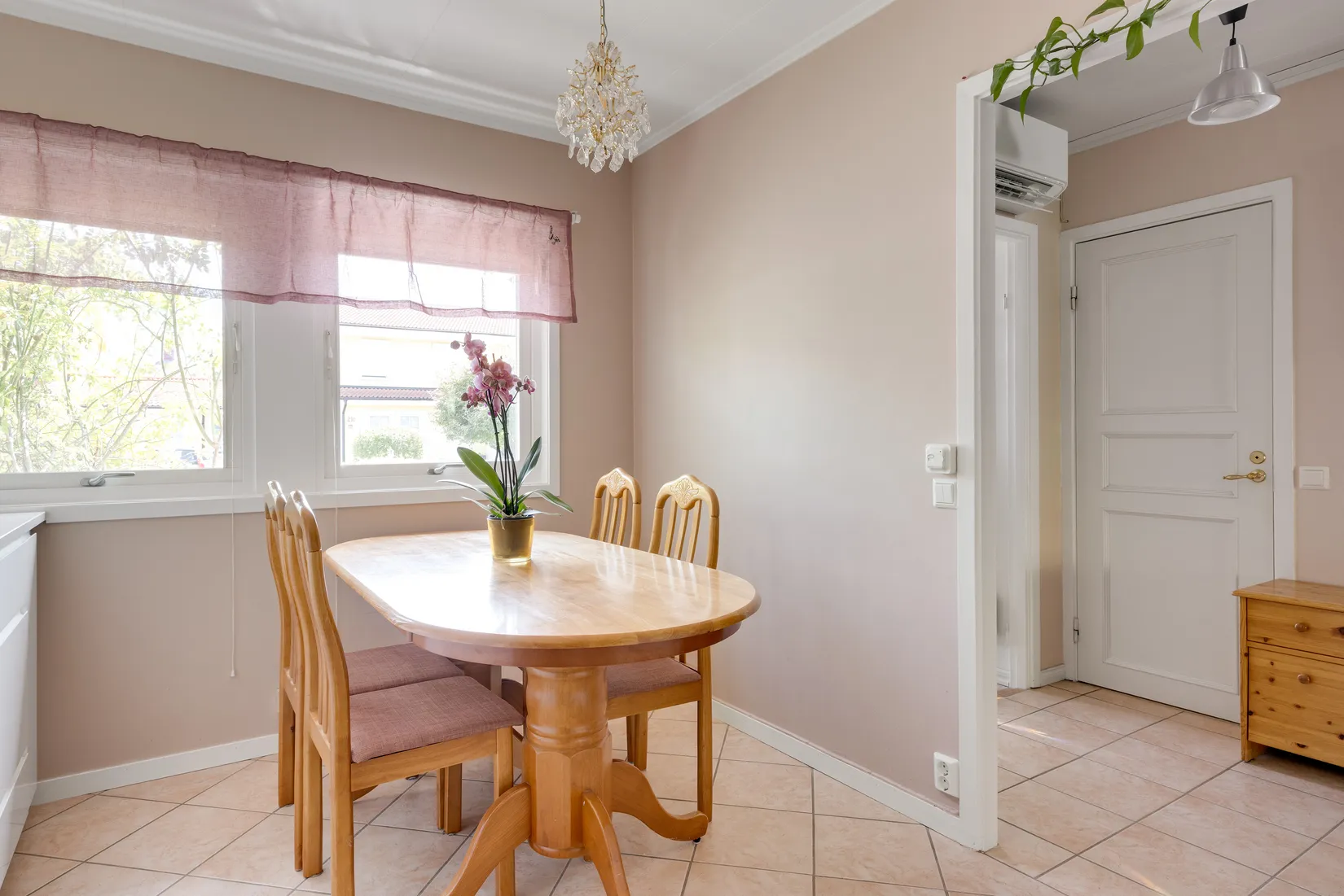 Radhus, Liljegatan 22A, Fålhagen, Uppsala