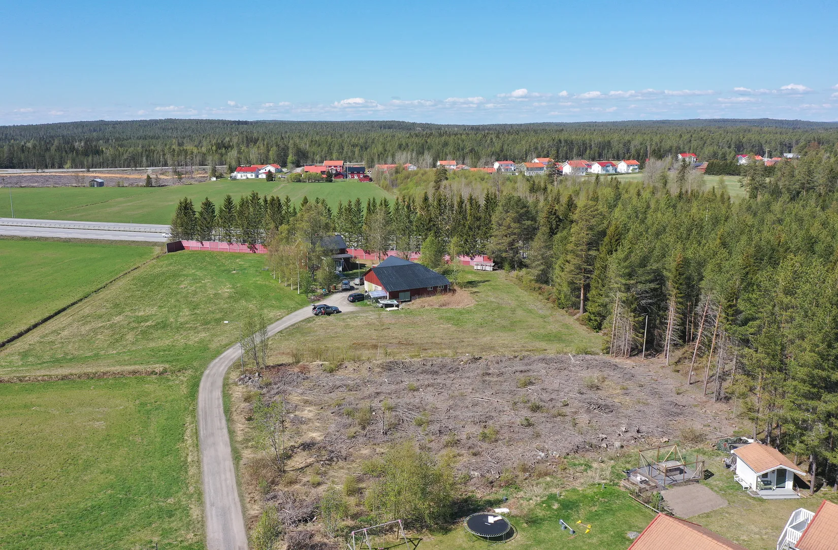 Tomt, Södra Röbäcksvägen 36, Röbäck, Umeå