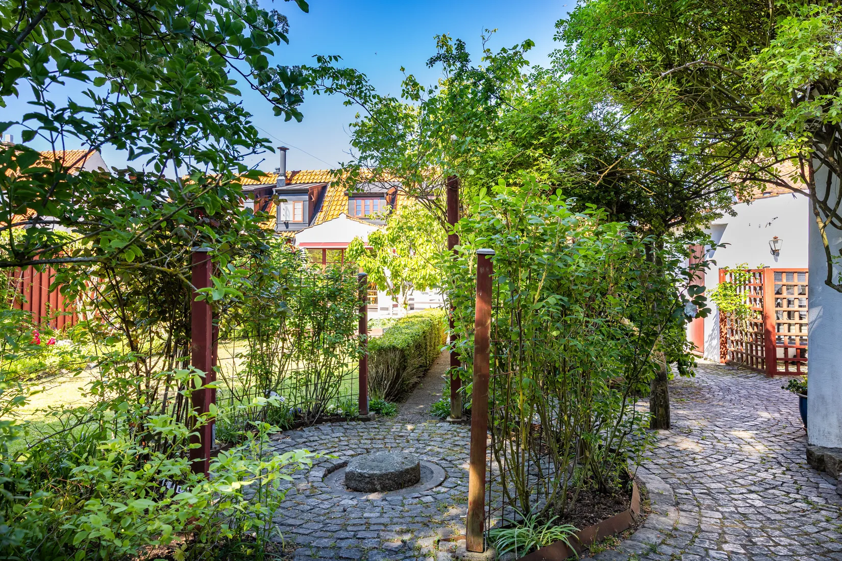 Villa, Radhus, Östergatan 25, Gamla stan, Simrishamn