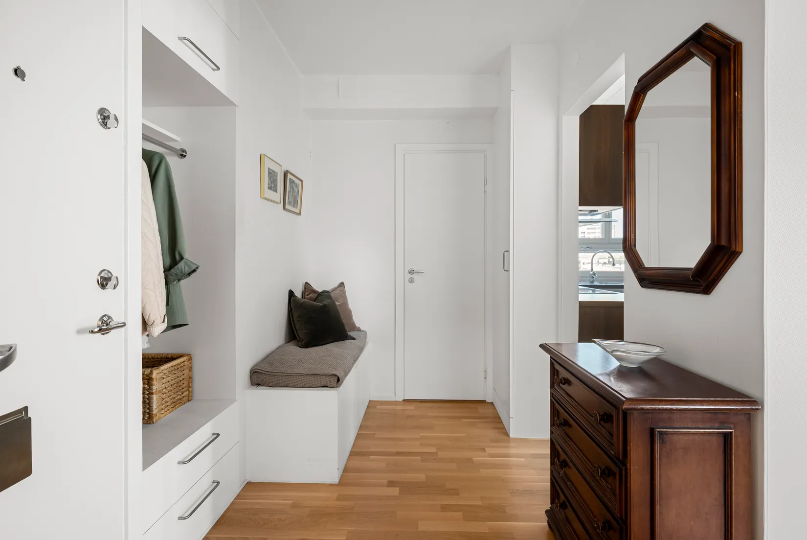 Bostadsrätt, Vittangigatan 16, Vällingby Centrum, Stockholm
