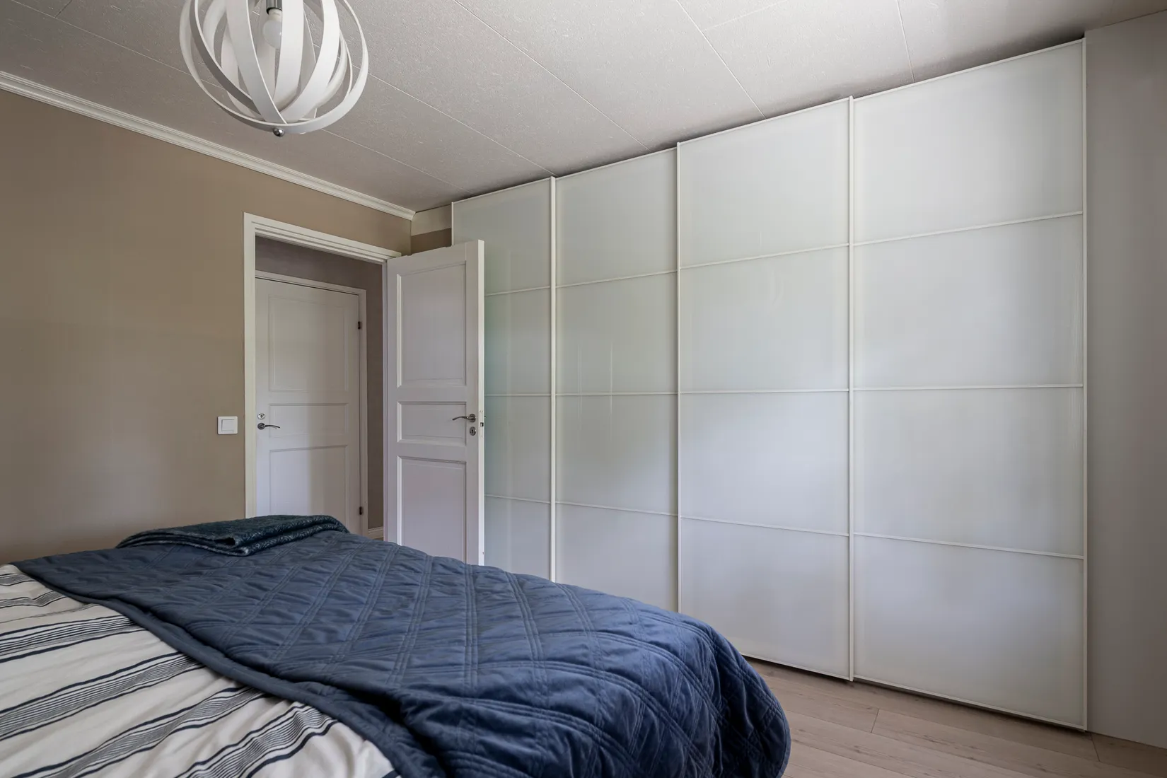 Villa, Källtorpsvägen 41, Källtorp, Västerås
