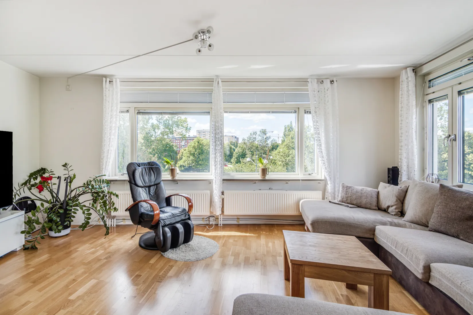 Bostadsrätt, Huvudstagatan 3A, Solna Centrum, Solna