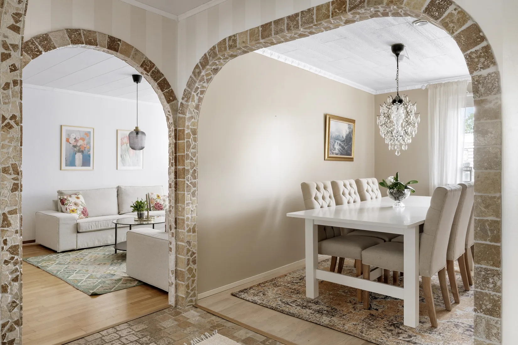 Villa, Radhus, Prästkragegatan 46, Munksundet, Enköping