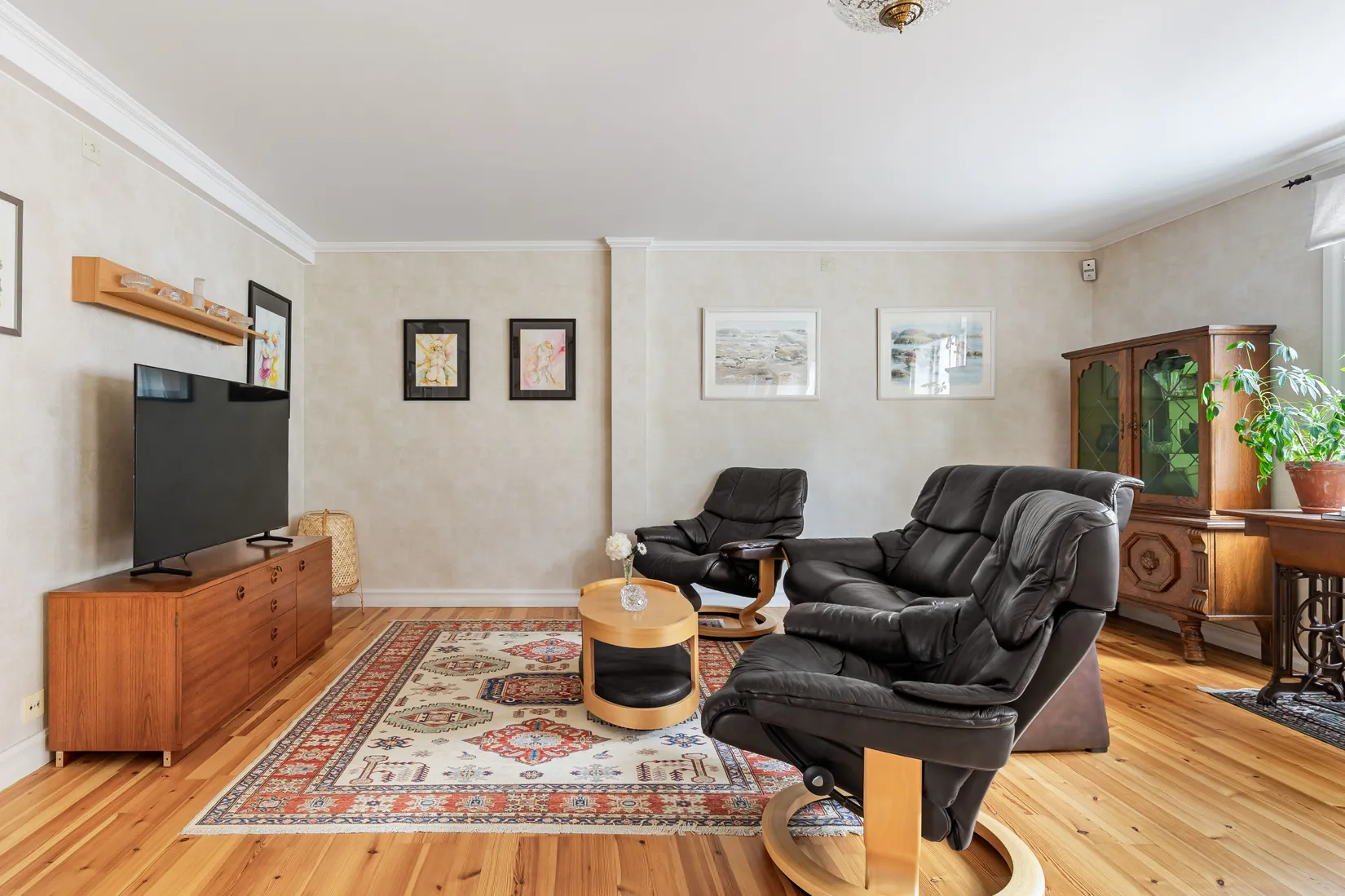 Bostadsrätt, Kyrkogatan 18, Mariefred, Strängnäs