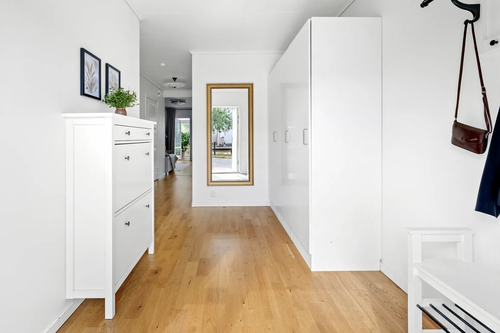 Radhus, Södra Atriumvägen 31, Kvisslingby, Österåker