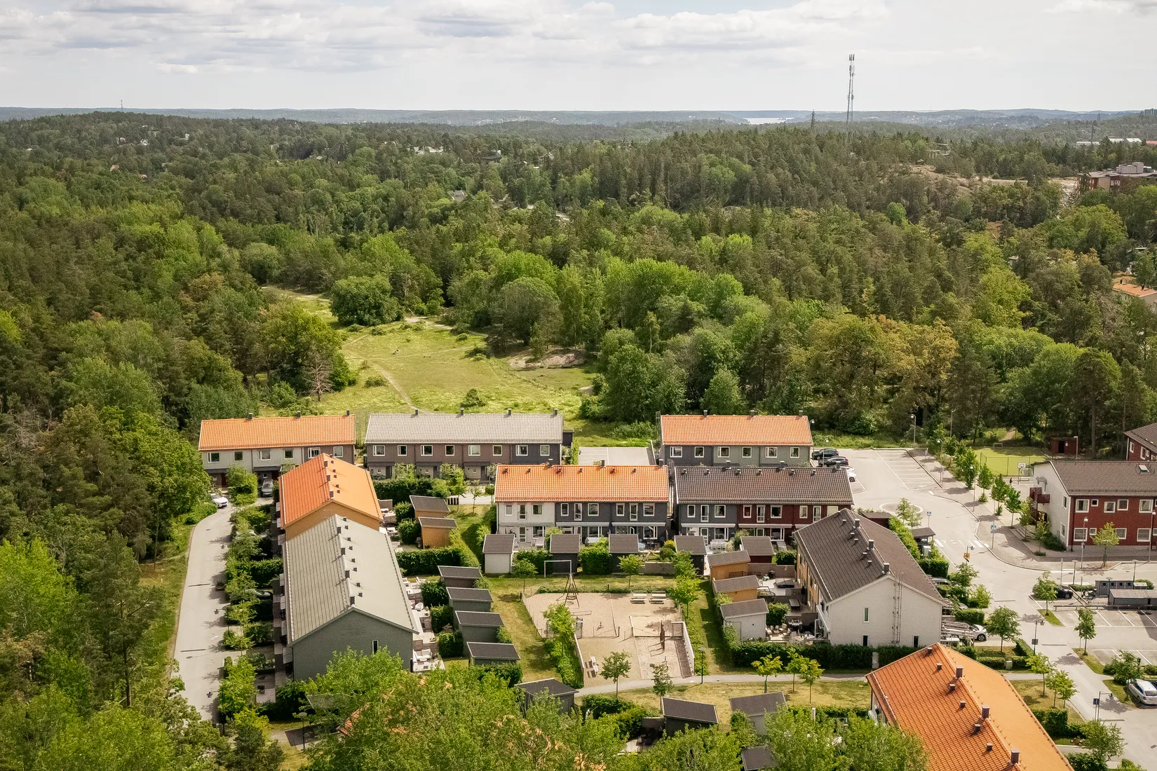 Radhus, Tollare Ängsväg 9, Tollare, Nacka