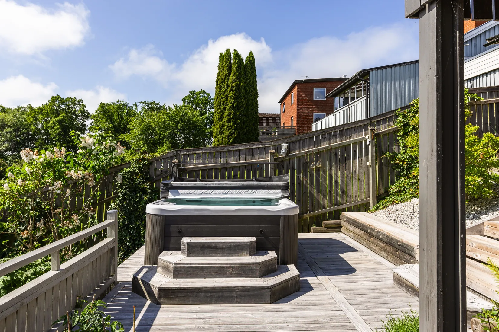 Villa, Vattentornsgatan 13, Övre Holm, Motala