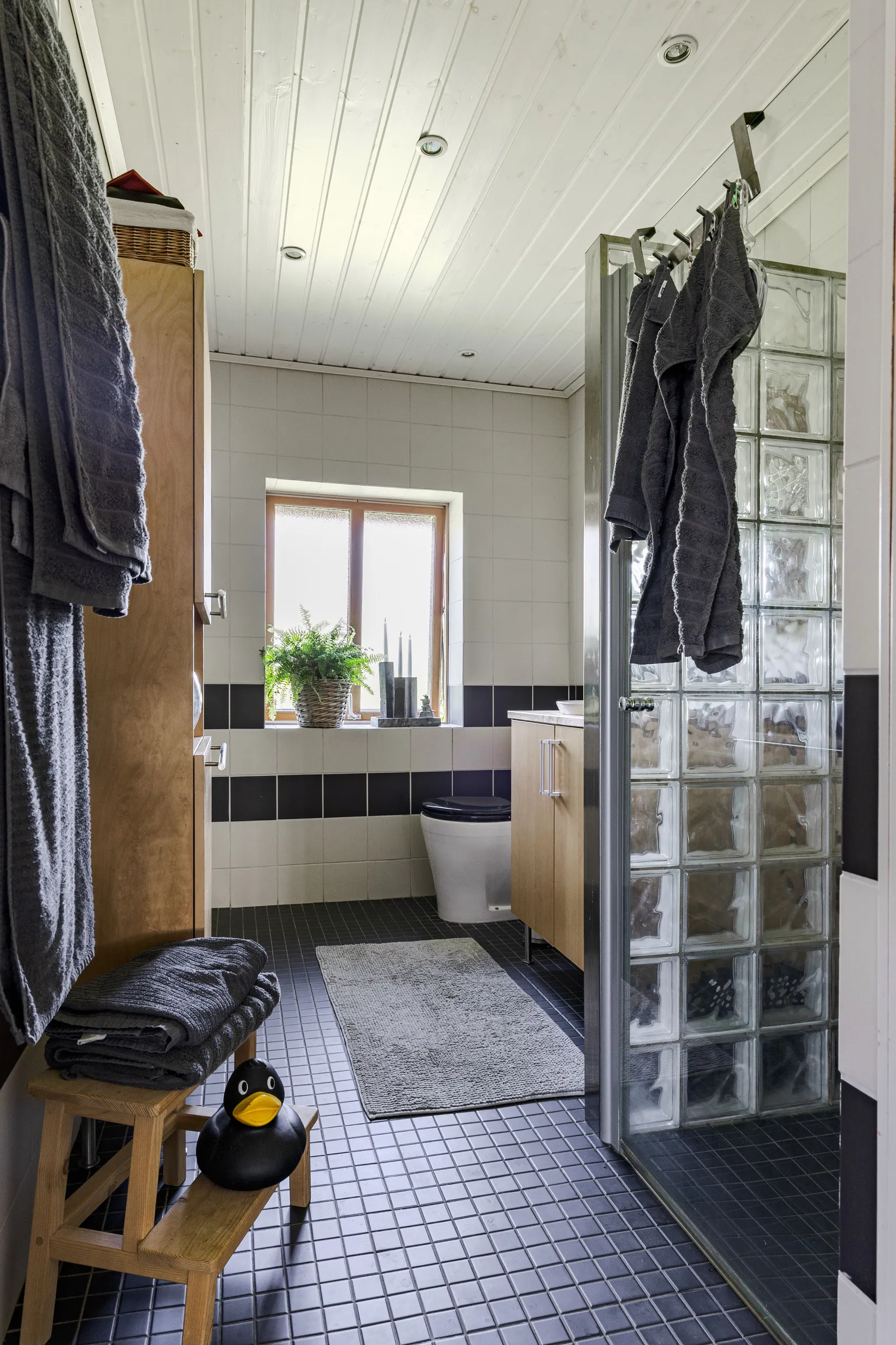 Villa, Vattentornsgatan 13, Övre Holm, Motala