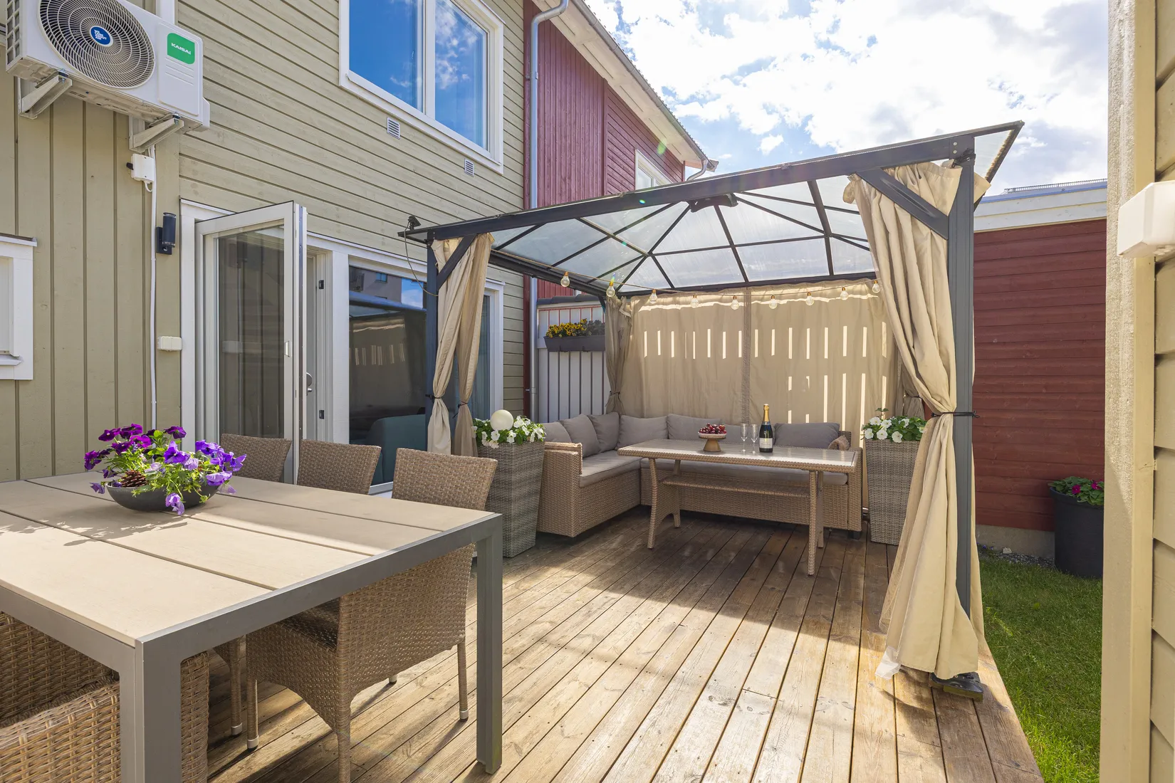 Radhus, Timotejgatan 40, Eds Allé, Upplands Väsby
