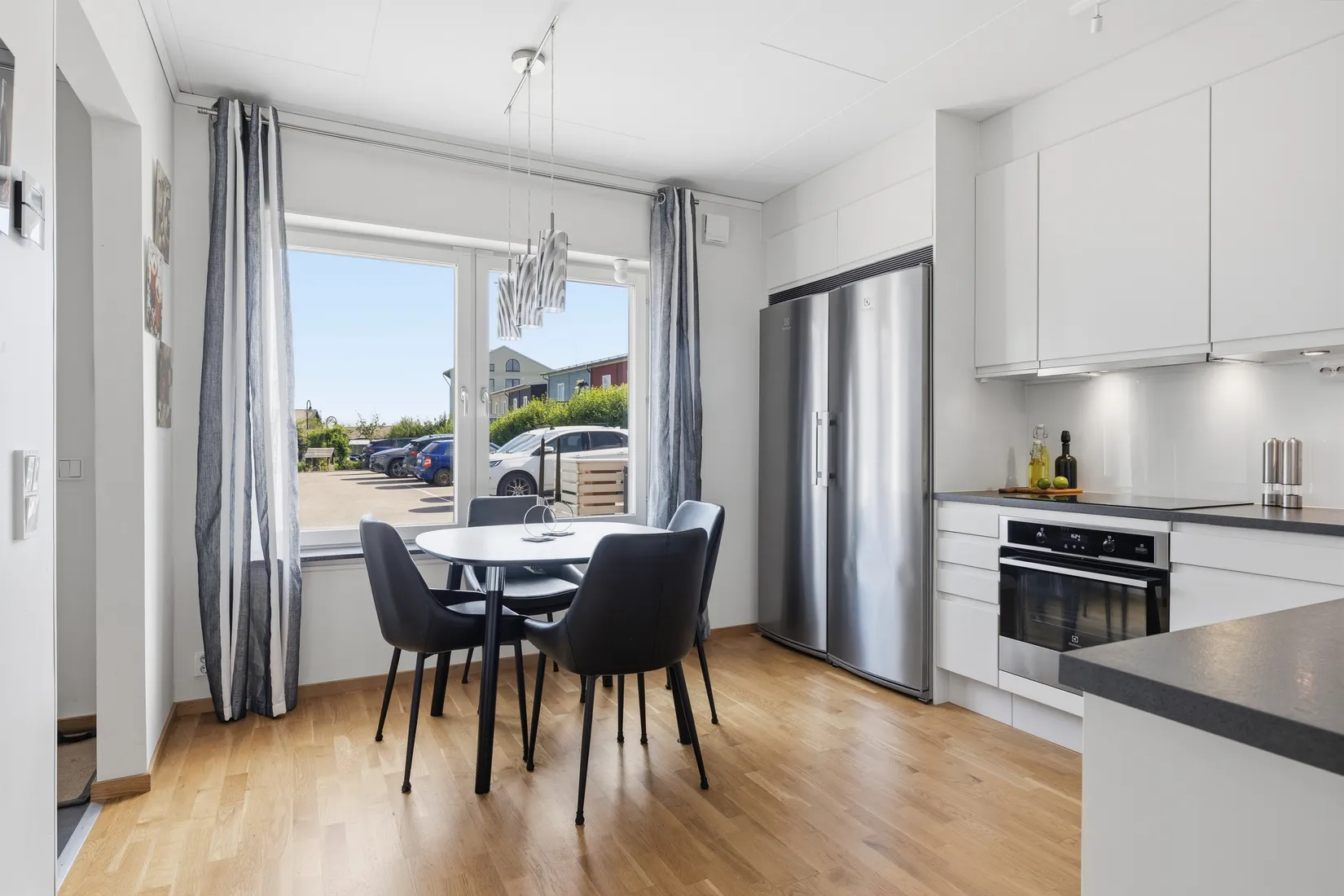 Radhus, Timotejgatan 40, Eds Allé, Upplands Väsby