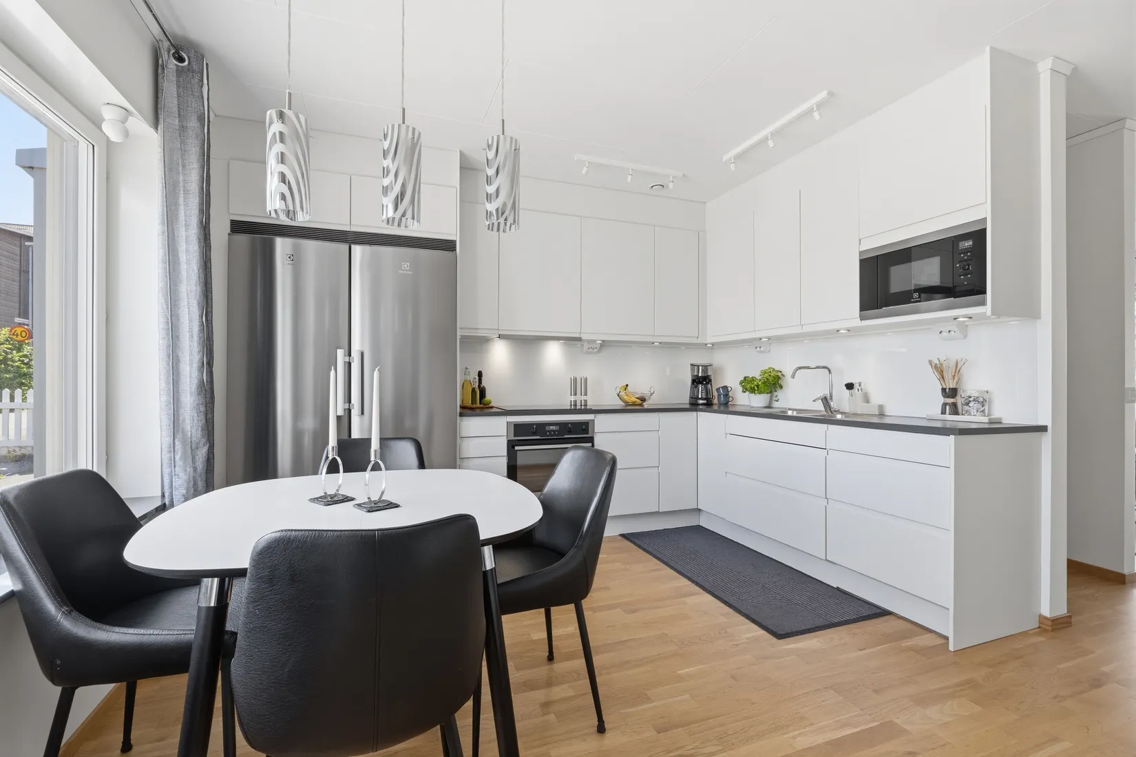 Radhus, Timotejgatan 40, Eds Allé, Upplands Väsby