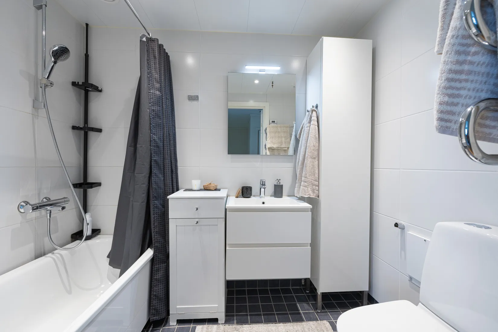Radhus, Timotejgatan 40, Eds Allé, Upplands Väsby
