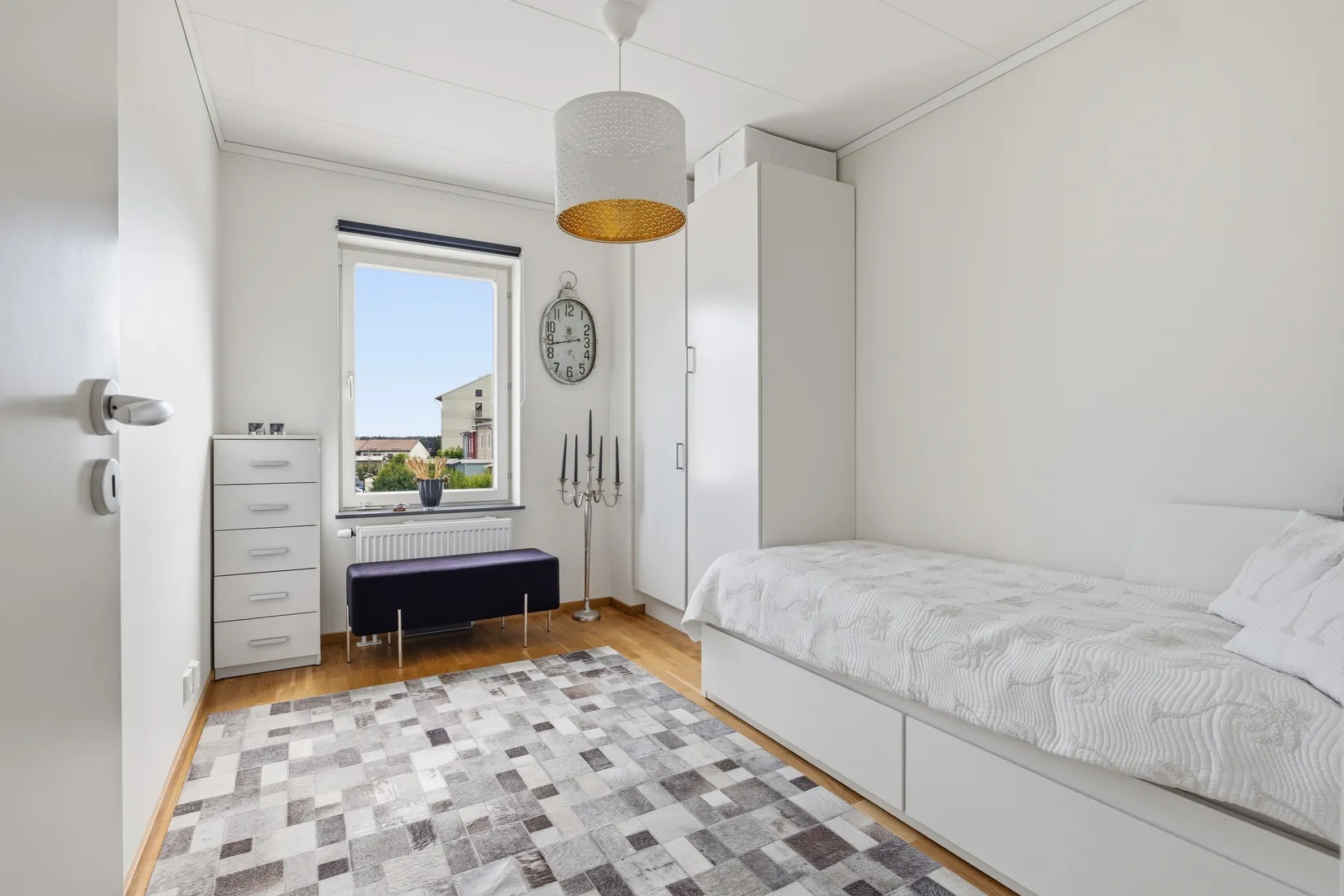 Radhus, Timotejgatan 40, Eds Allé, Upplands Väsby