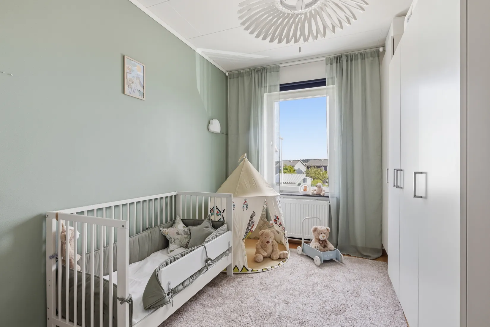 Radhus, Timotejgatan 40, Eds Allé, Upplands Väsby