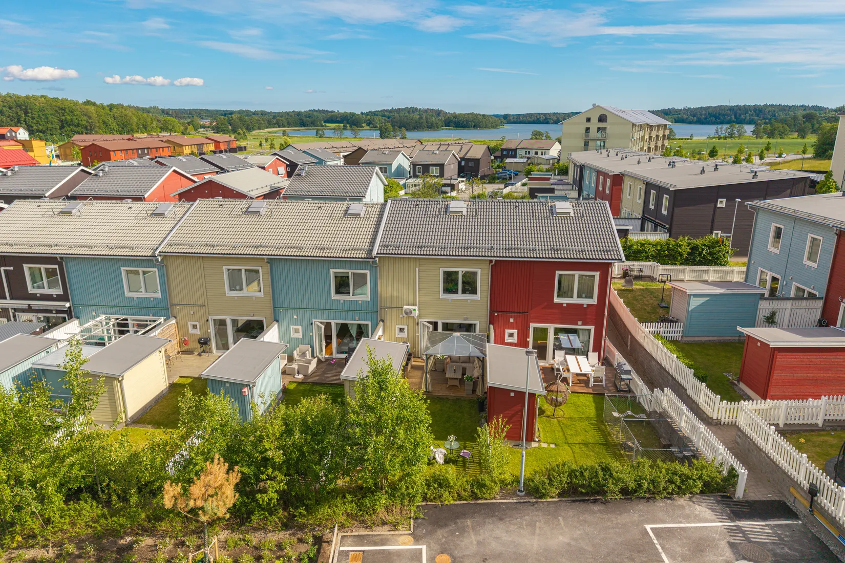 Radhus, Timotejgatan 40, Eds Allé, Upplands Väsby